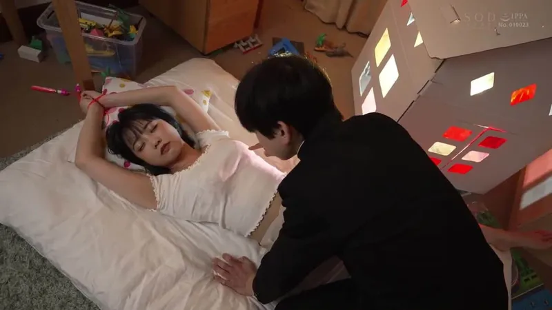 Trả thù anh trai thường xuyên bắt nạt bằng cách đụ gấu anh ấy