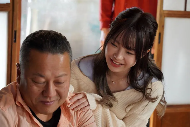 Anh ông chồng rơi vào lưới tình của cô em dâu hư đốn trong chuyến về quê