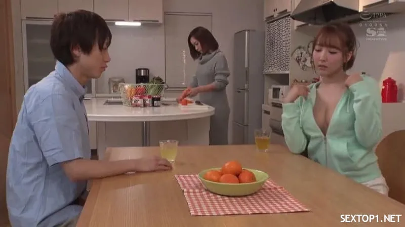 Chồng mới cưới của chị gái trúng độc đắc trả bài em vợ xinh như tiên